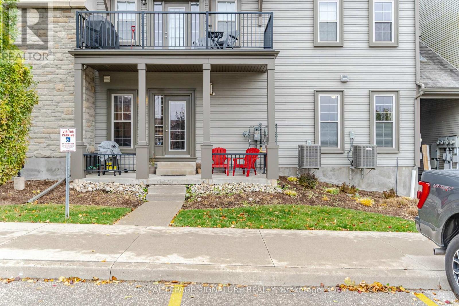 #6 -100 FREDERICK DR, #6