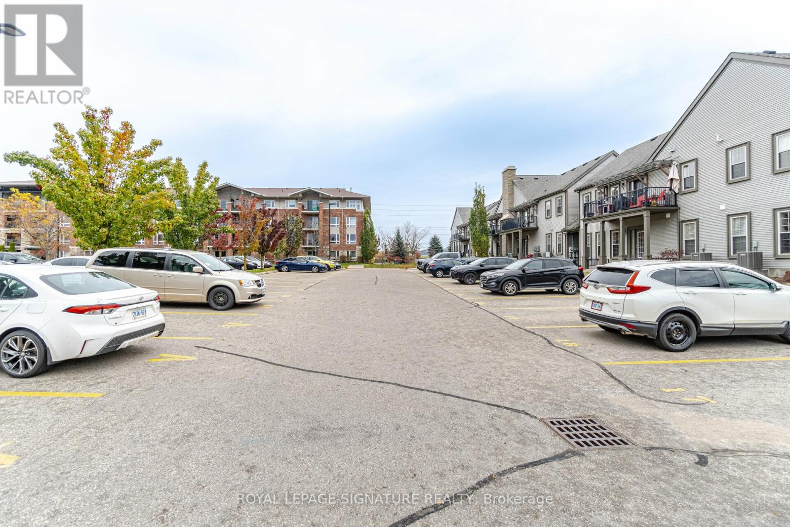 #6 -100 FREDERICK DR, #6