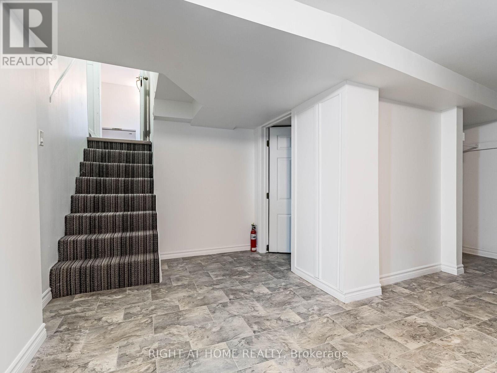 9 KEHL ST
