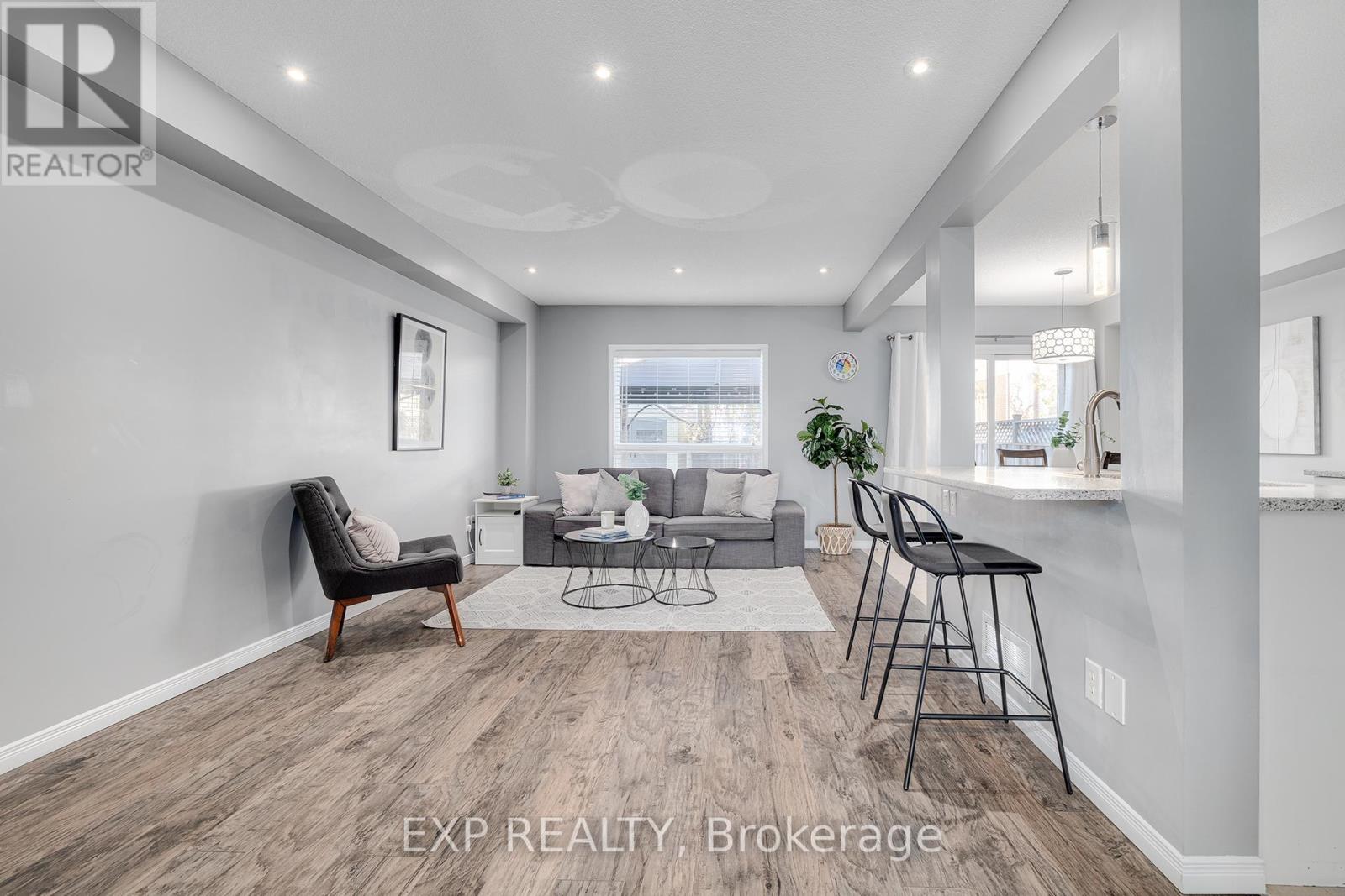 761 COMMONWEALTH CRES