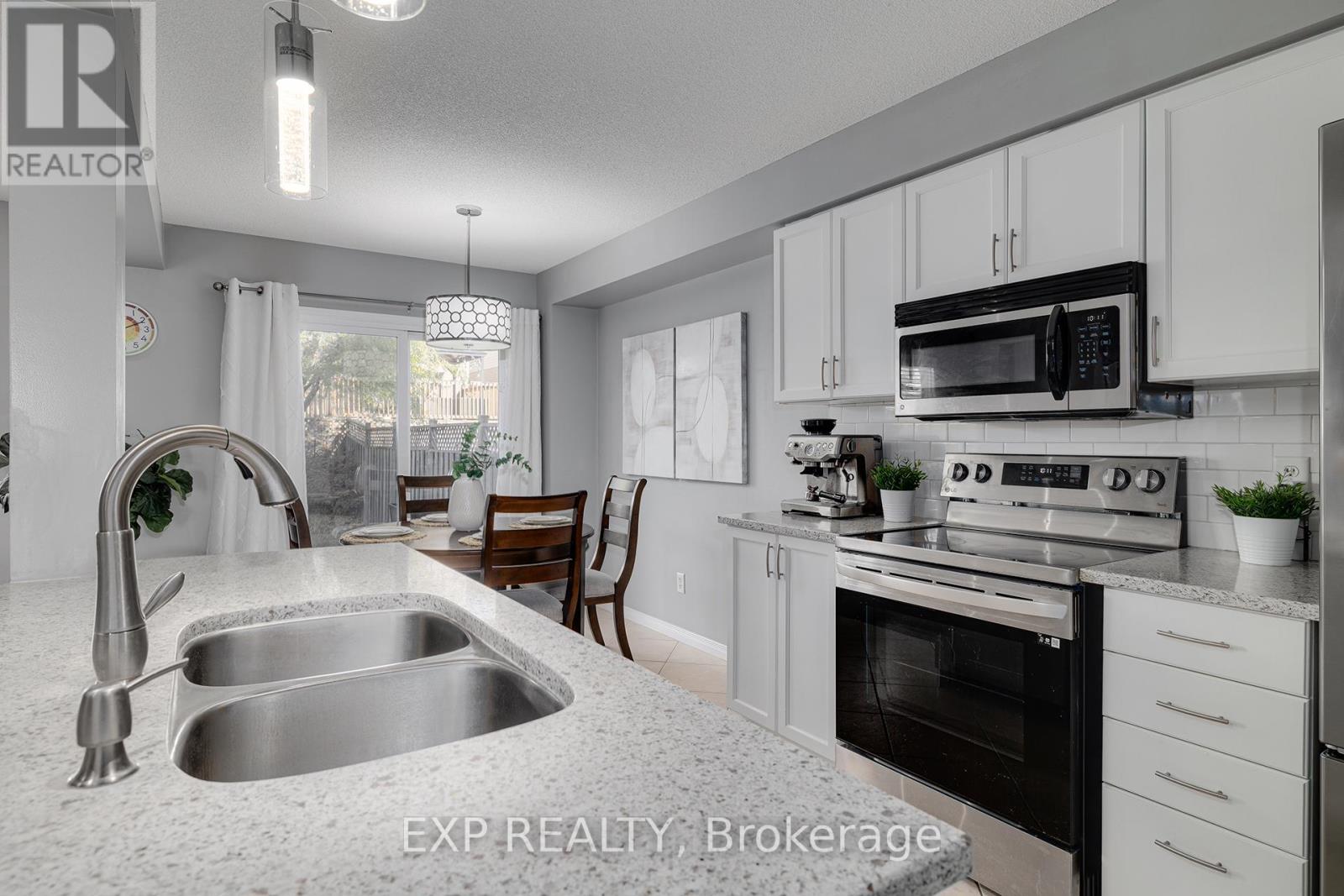 761 COMMONWEALTH CRES
