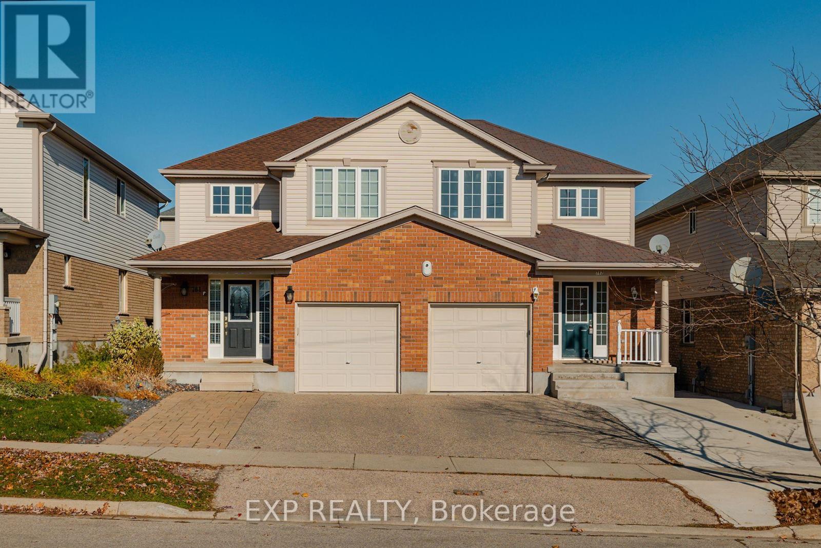 761 COMMONWEALTH CRES