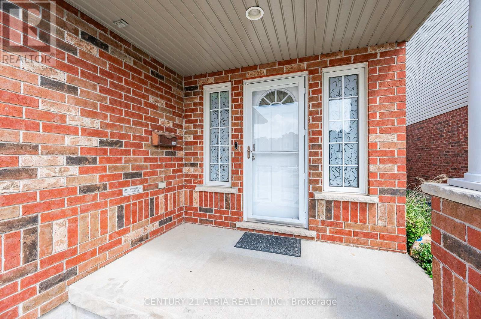 89 WINIFRED ST