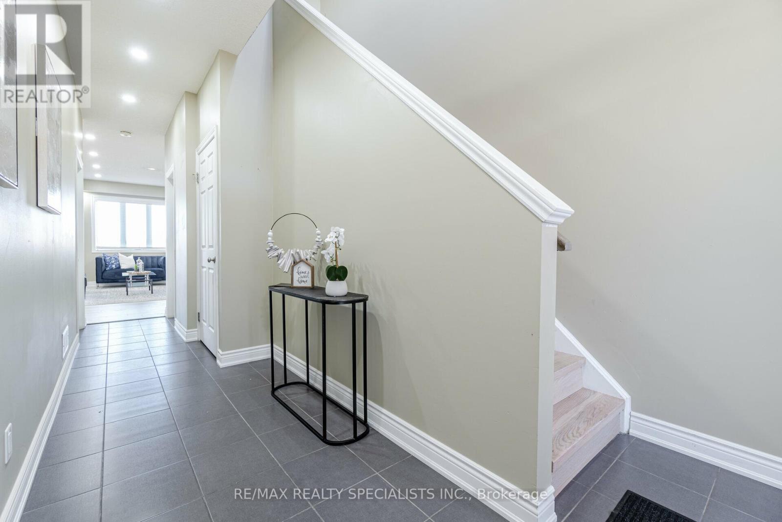 473 AVENS ST