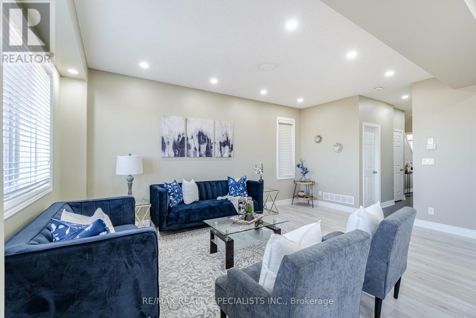 473 AVENS ST