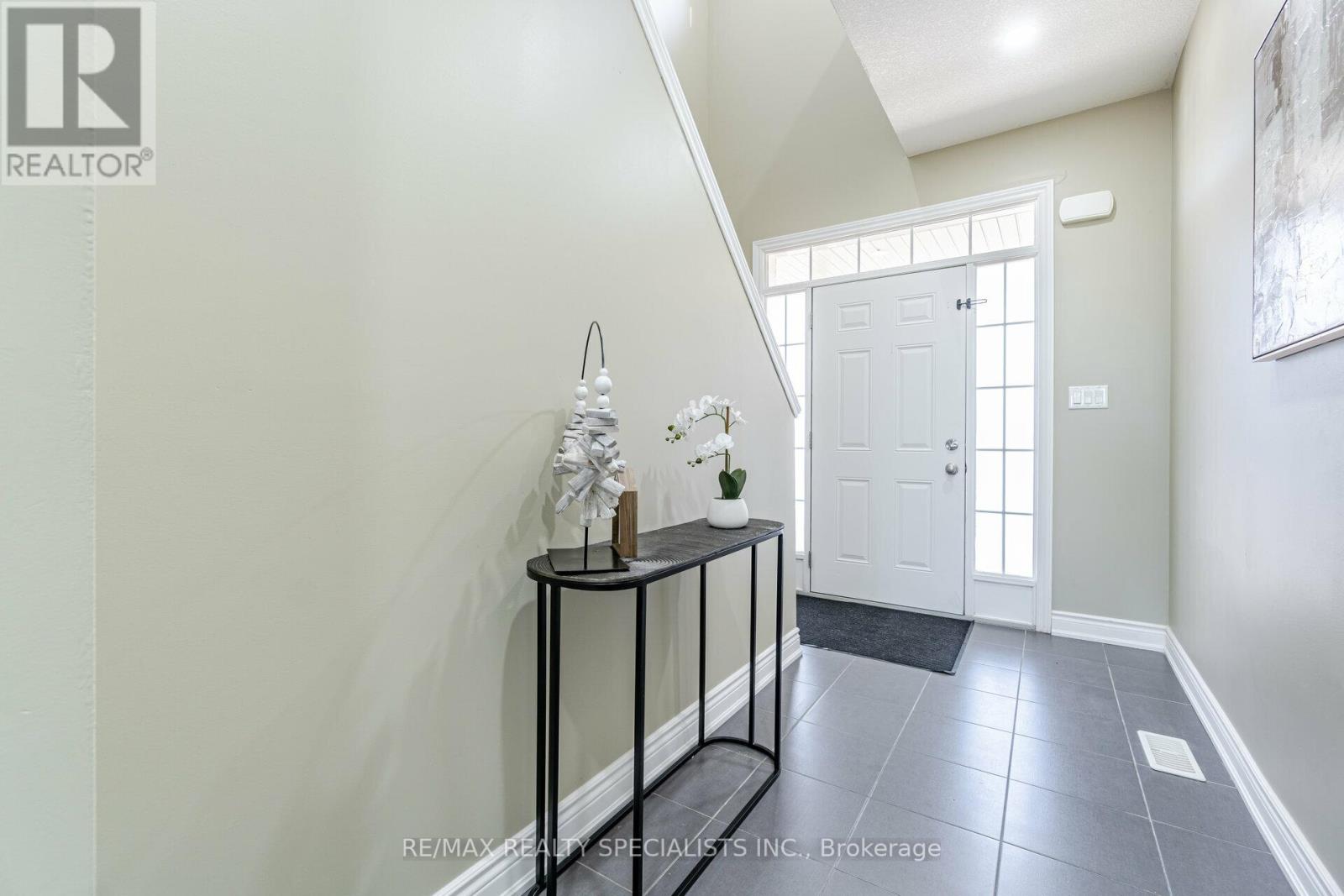 473 AVENS ST