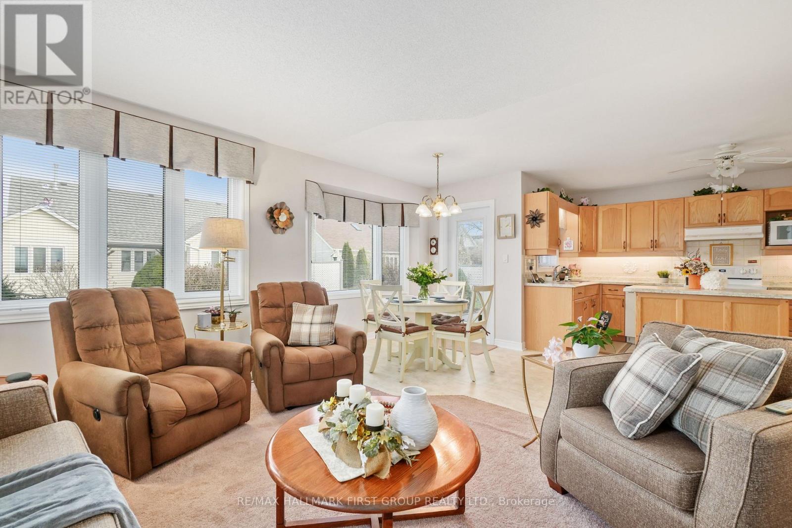 21 LOCKWOOD DR