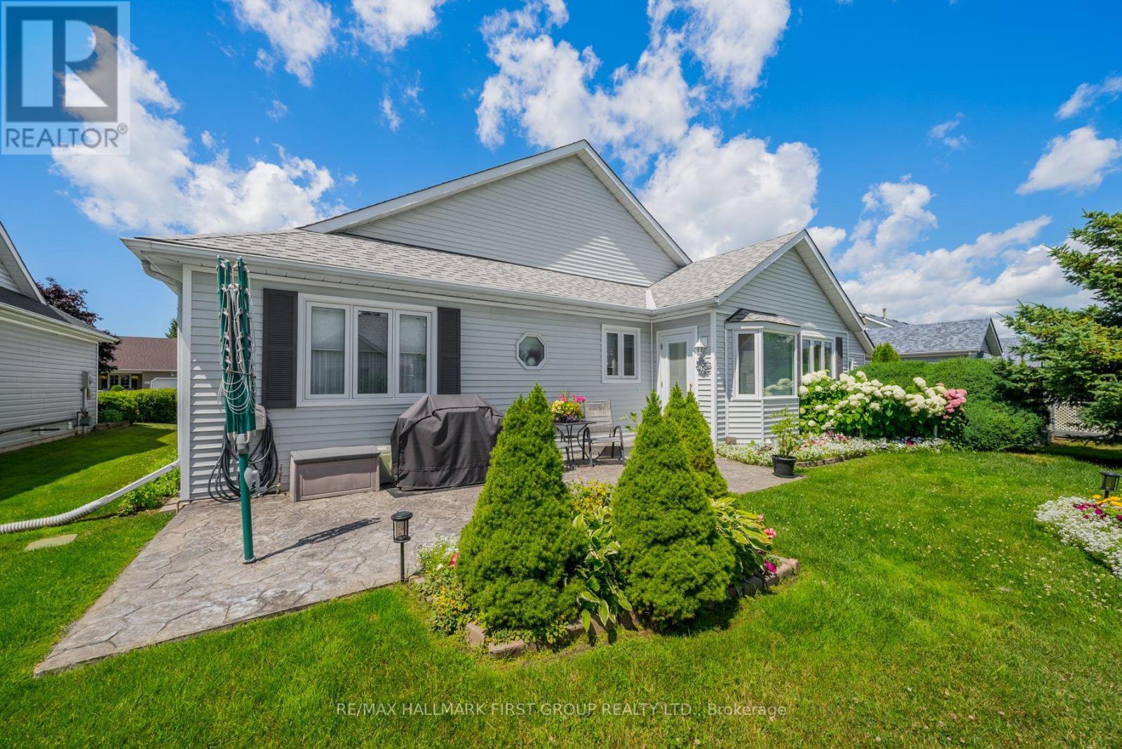 21 LOCKWOOD DR