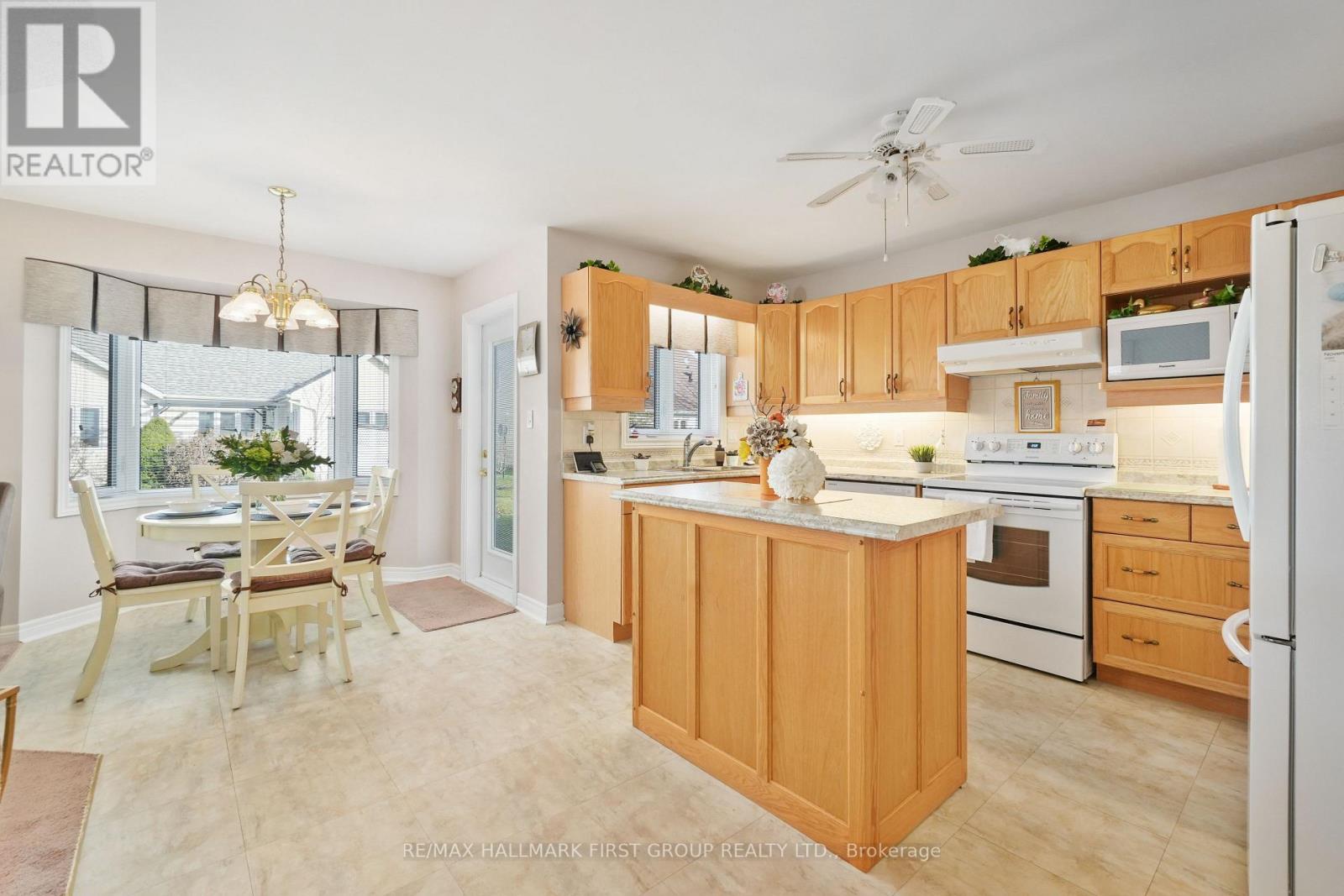 21 LOCKWOOD DR