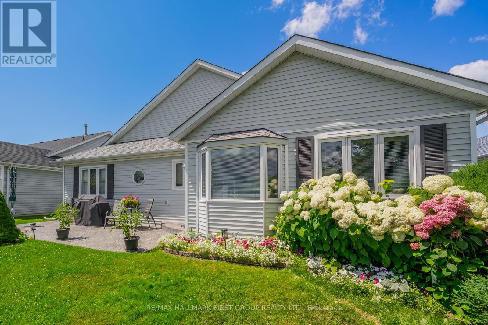 21 LOCKWOOD DR