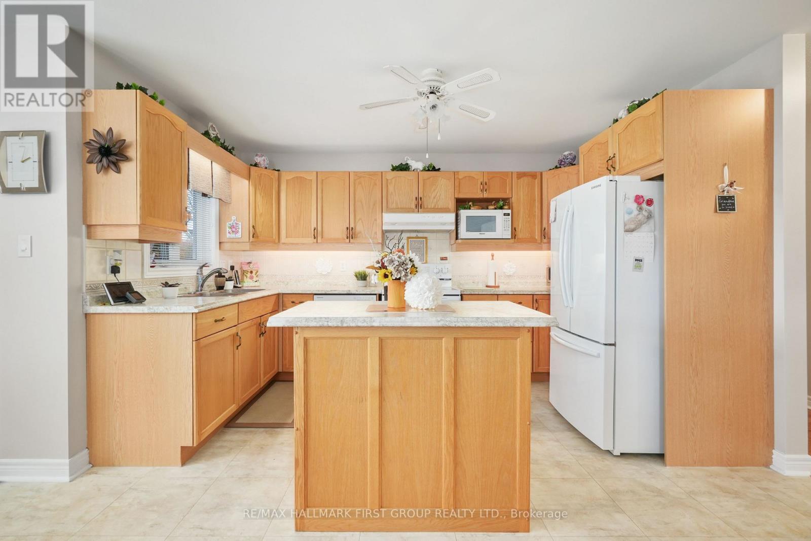 21 LOCKWOOD DR
