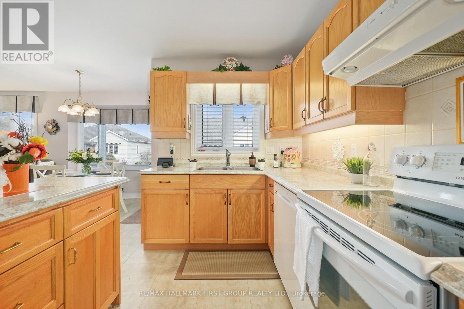21 LOCKWOOD DR