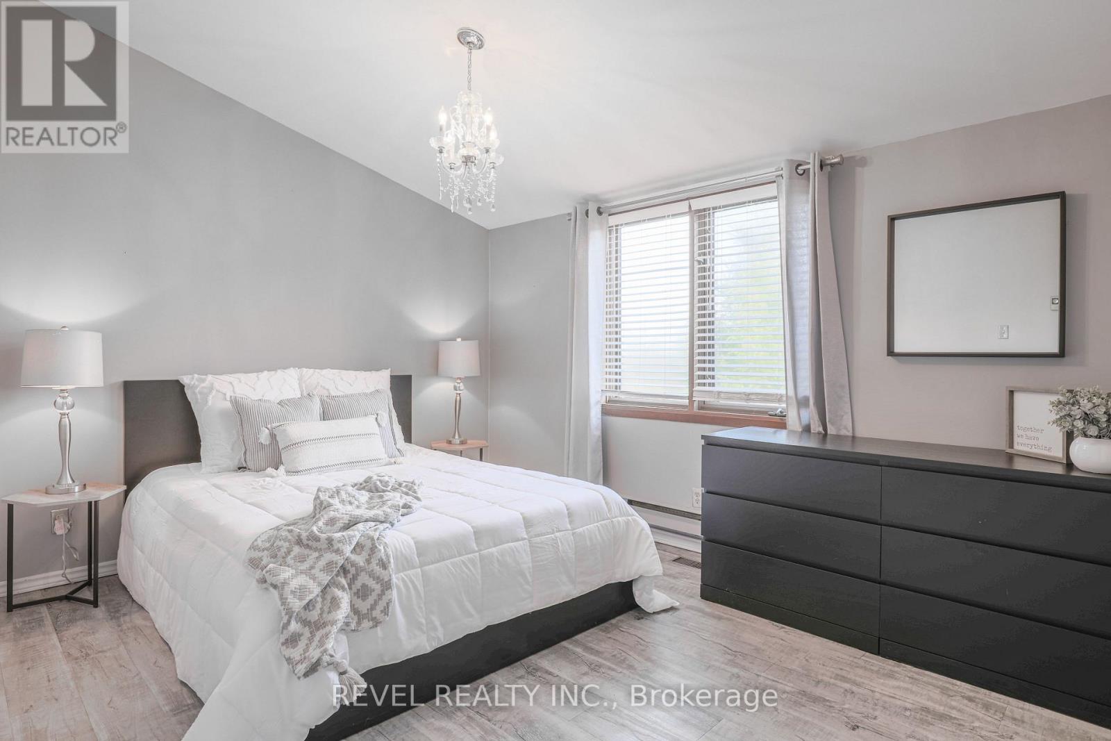25 LAKEVIEW COTTAGE RD