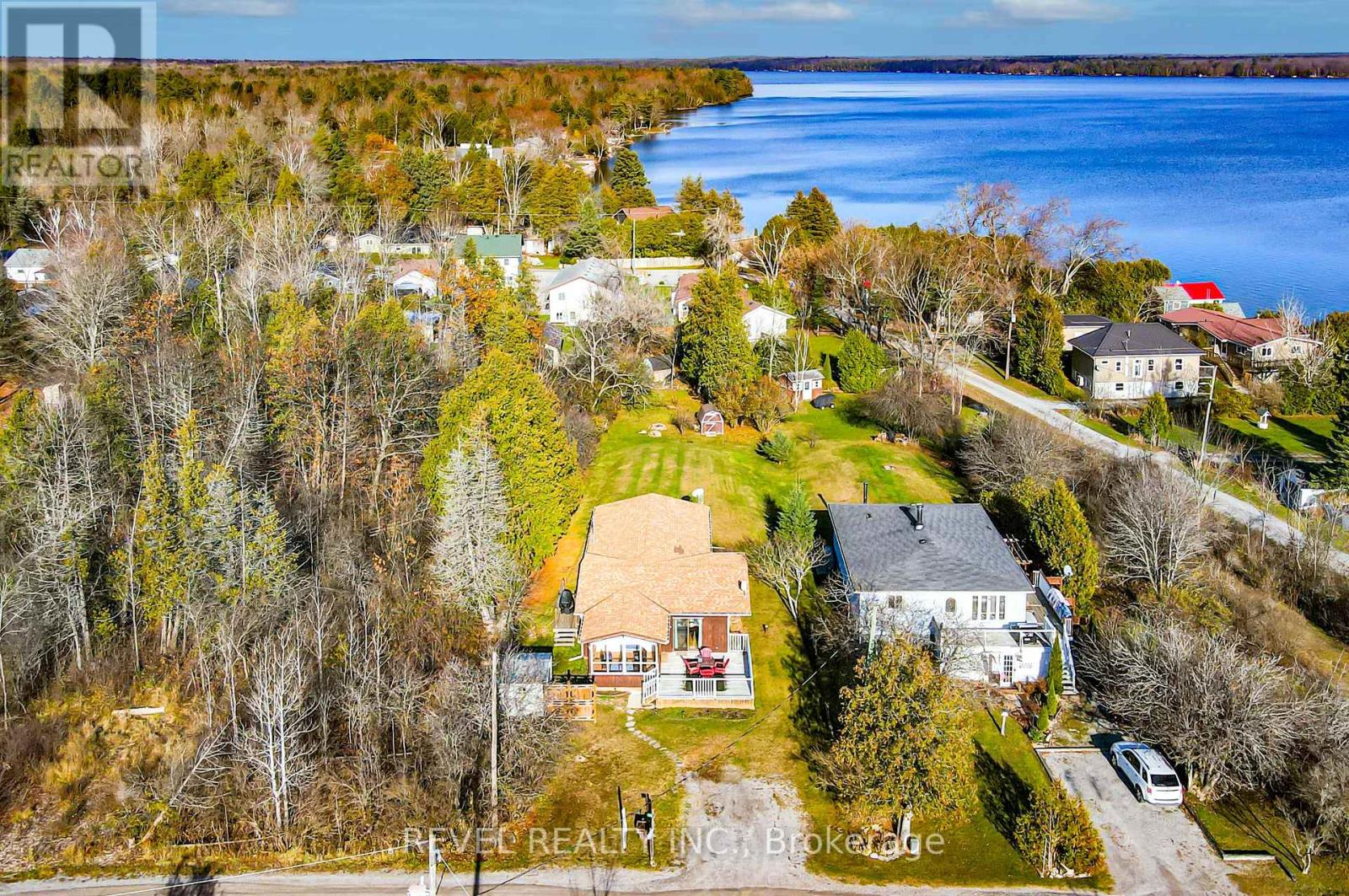 25 LAKEVIEW COTTAGE RD