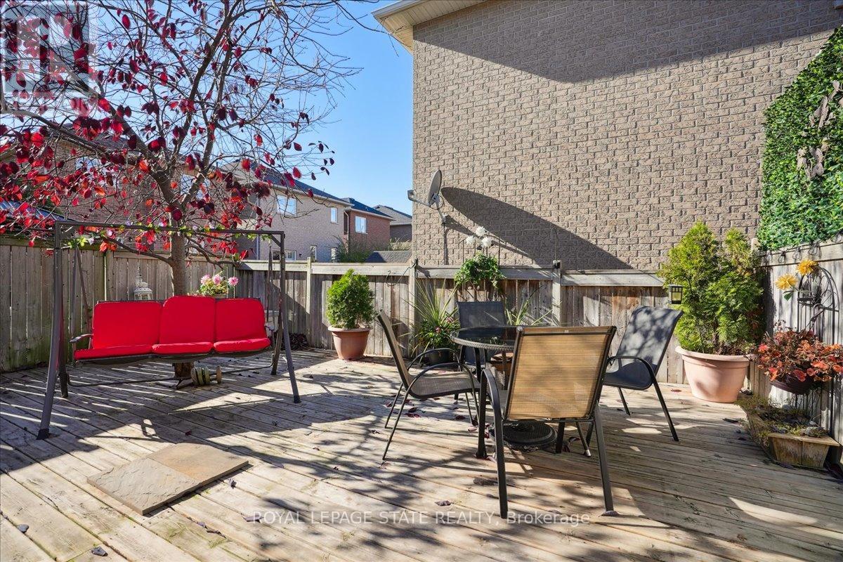 58 GREENSTEM CRES