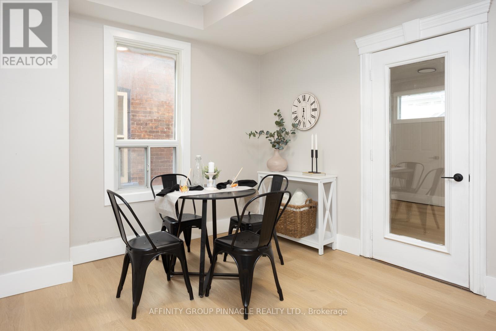 33 ST LAWRENCE ST