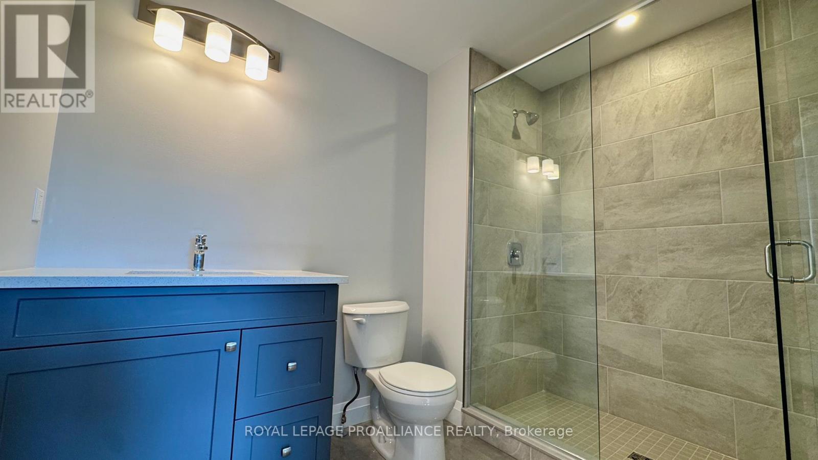 43 MACKENZIE JOHN CRES