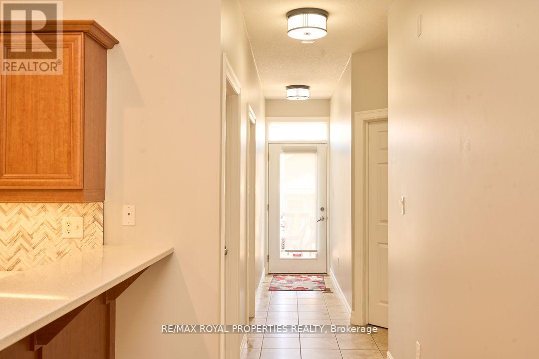 #61 -70 TANOAK DR, #61