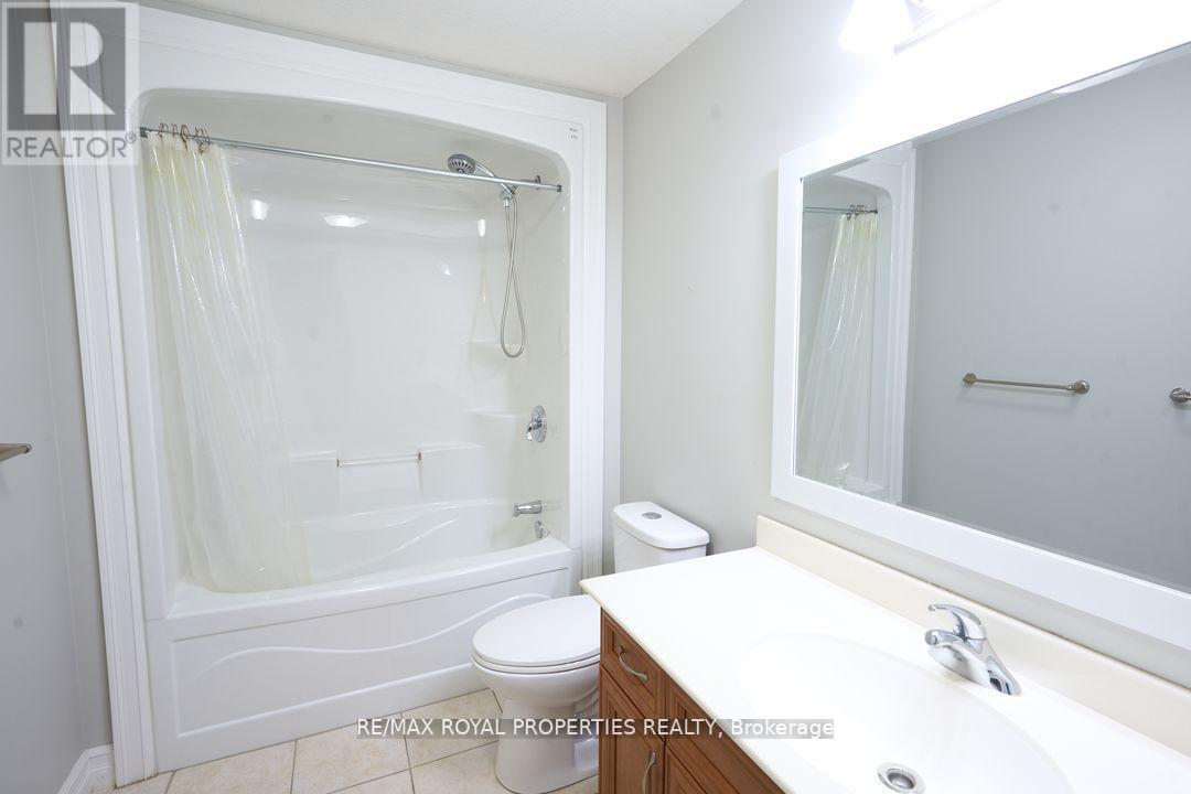 #61 -70 TANOAK DR, #61