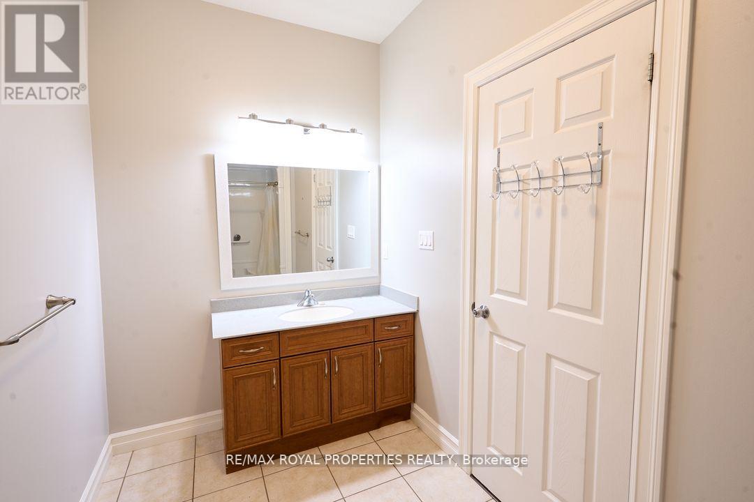 #61 -70 TANOAK DR, #61