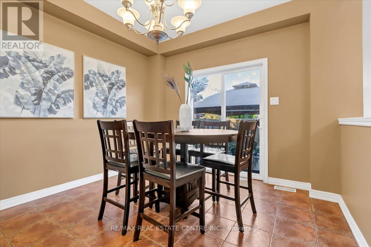 100 BRIDGENORTH CRES