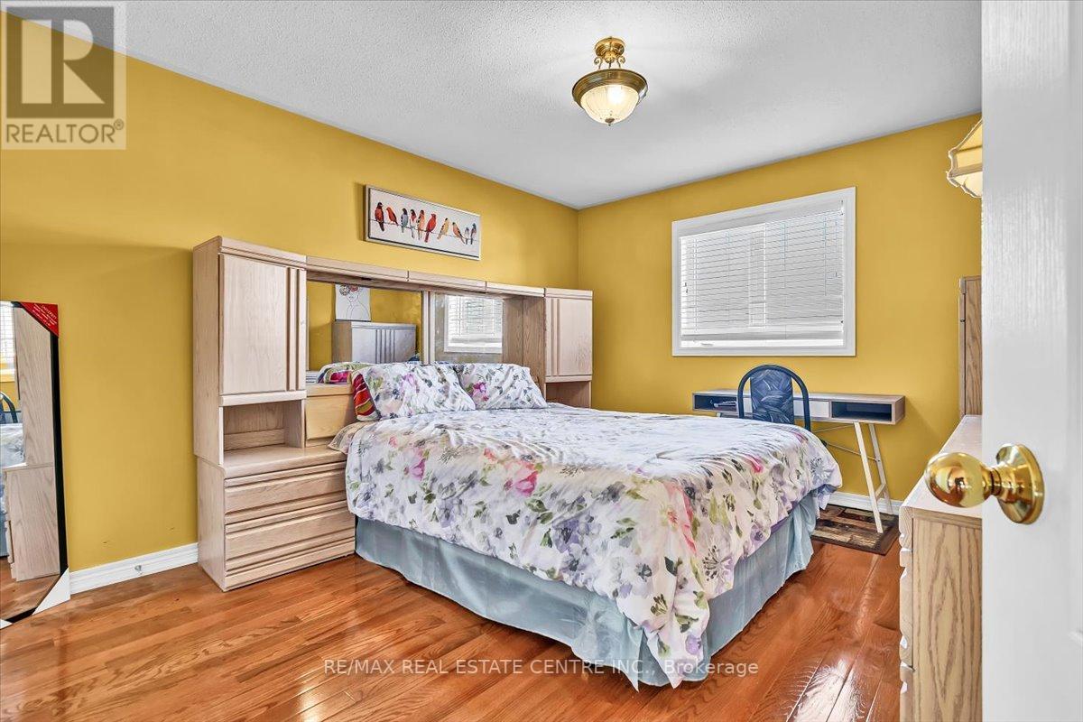100 BRIDGENORTH CRES