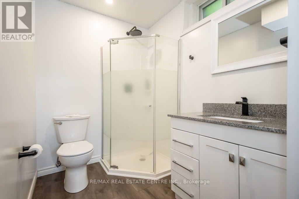 53 HOWDEN CRES