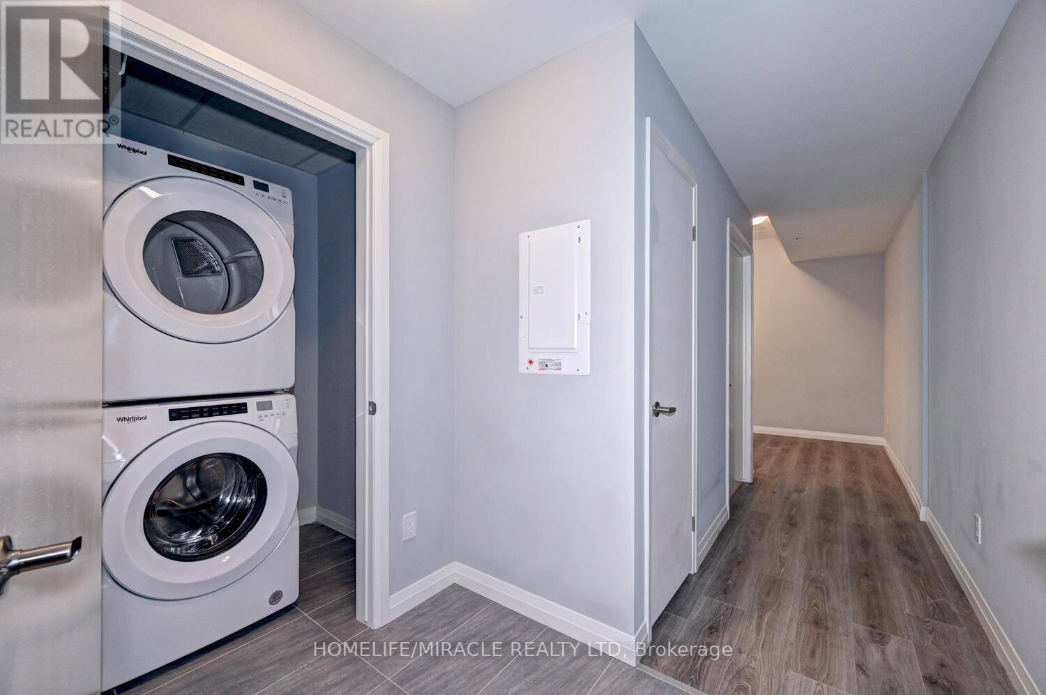 #401 -108 GARMENT ST, #401