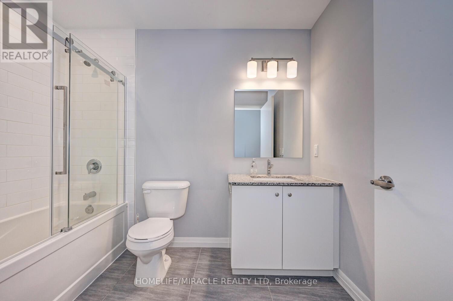 #401 -108 GARMENT ST, #401