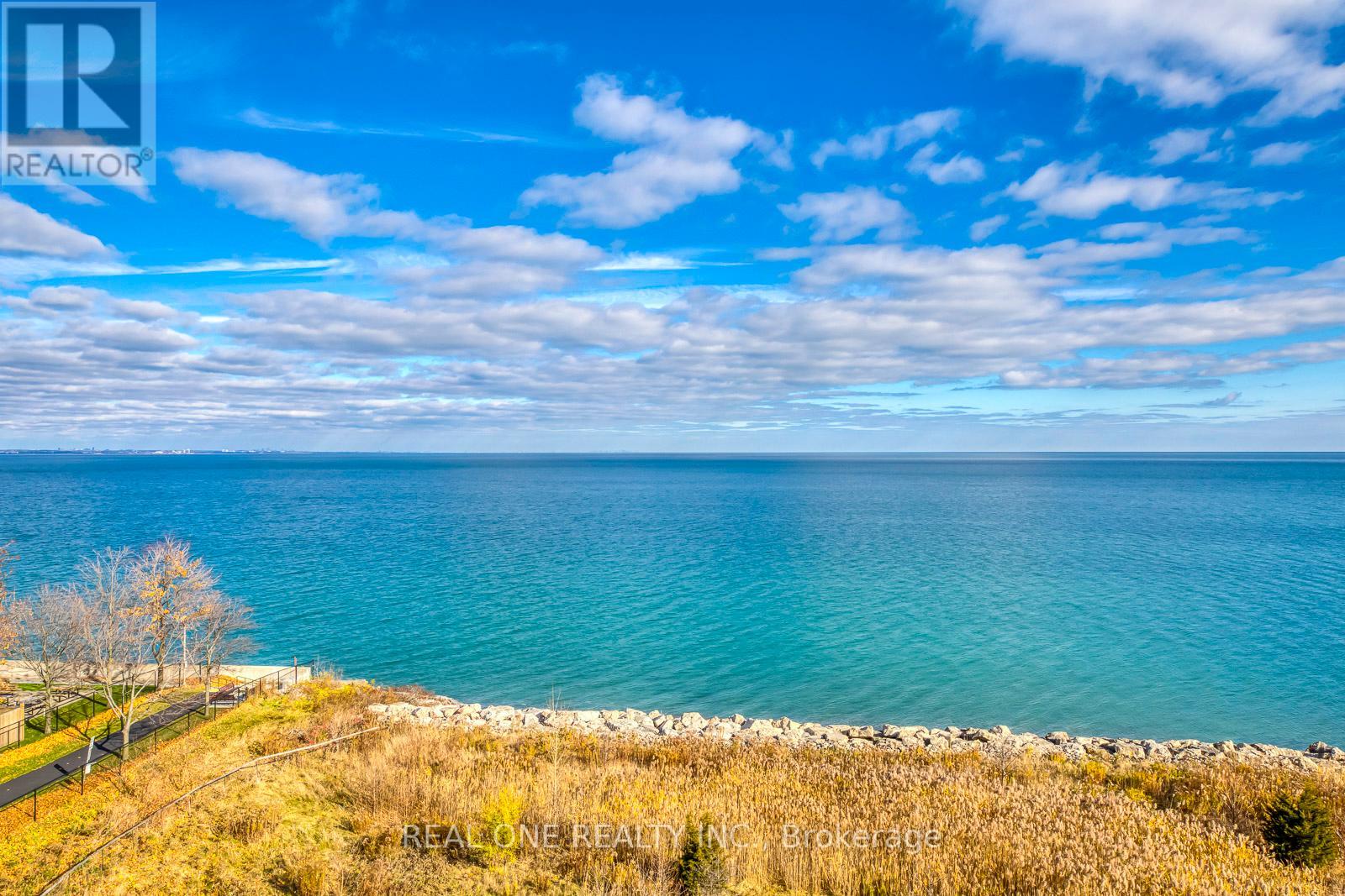 #328 -35 SOUTHSHORE CRES, #328