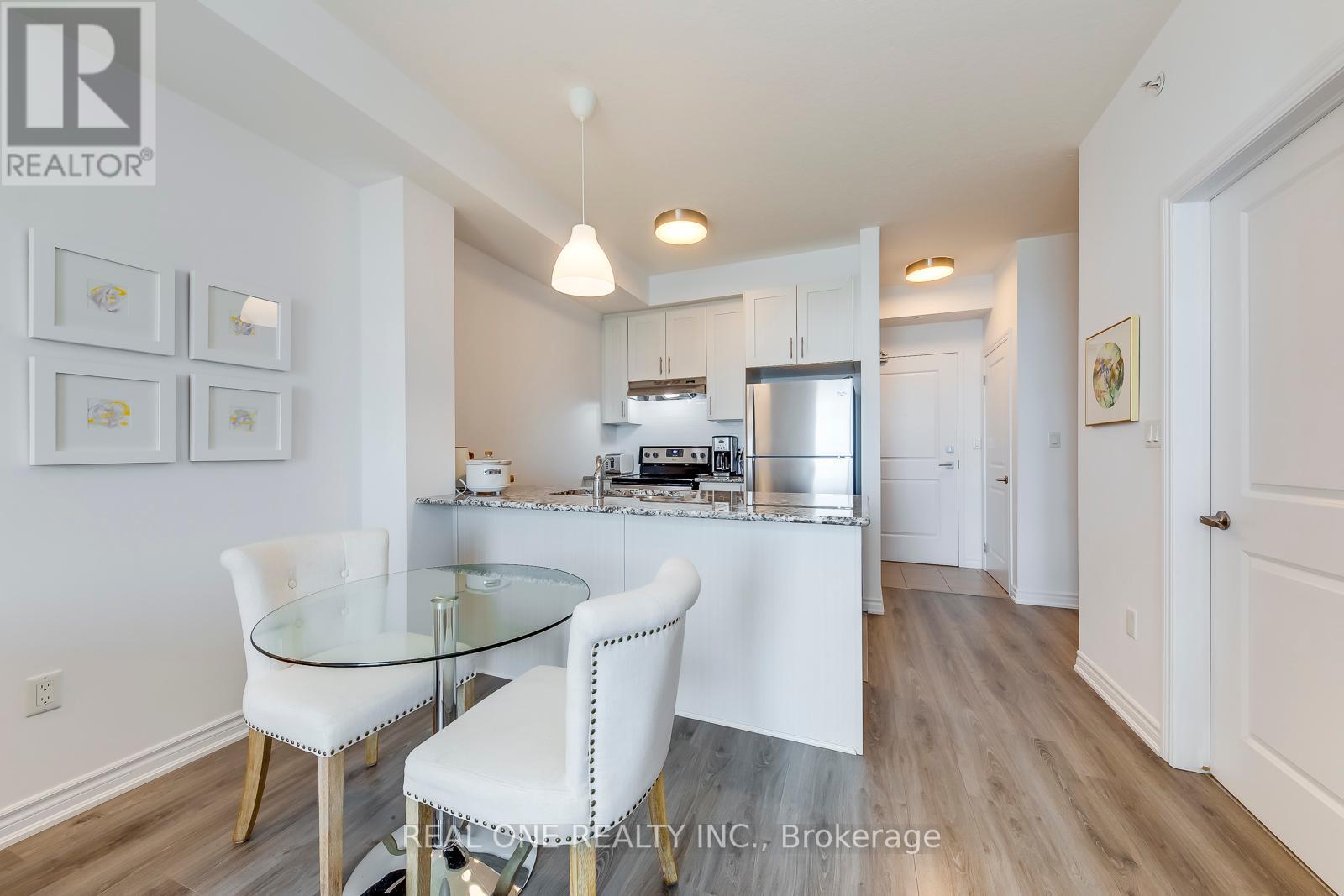 #328 -35 SOUTHSHORE CRES, #328