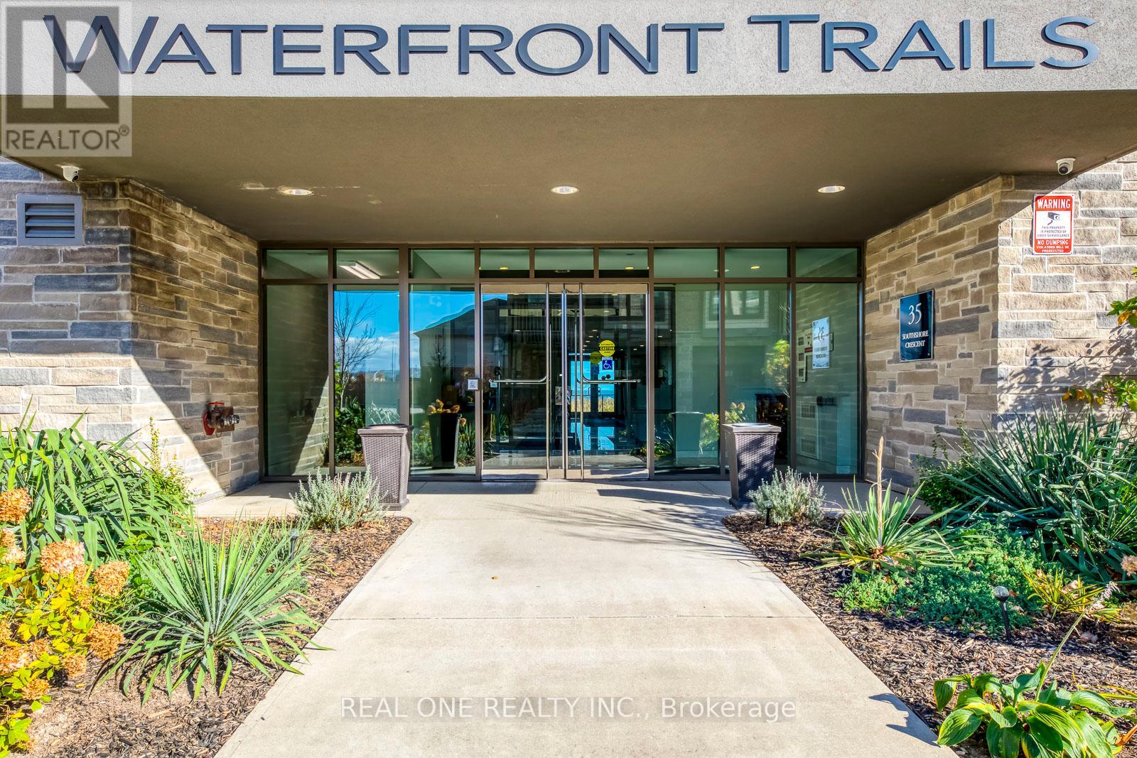 #328 -35 SOUTHSHORE CRES, #328