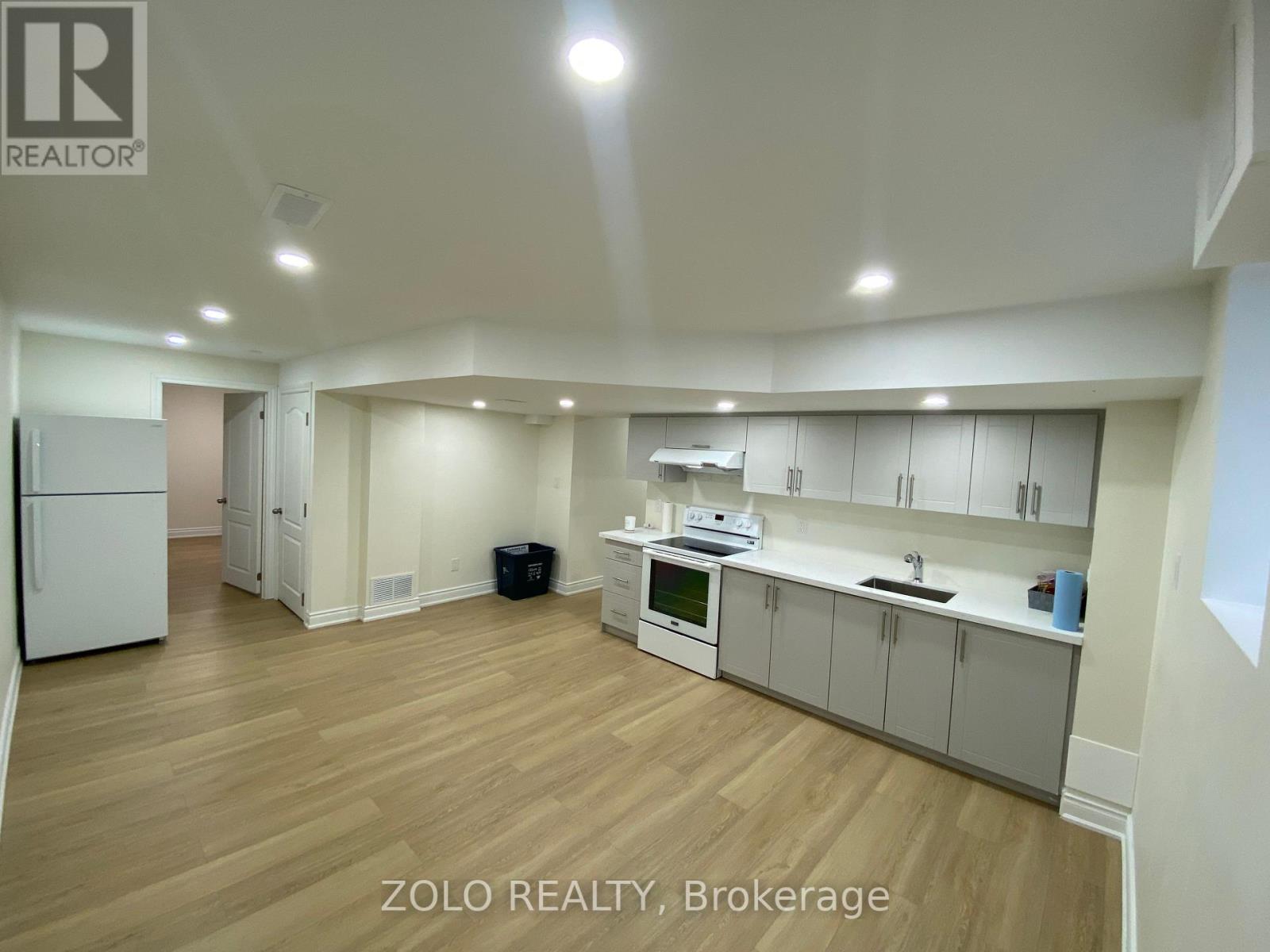#LOWER -107 DELLGROVE CIRC S, #Lower