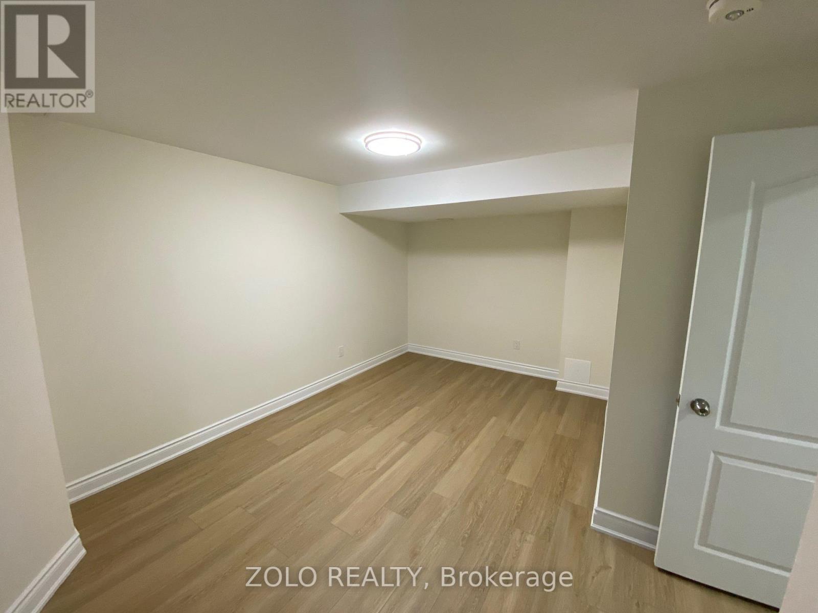 #LOWER -107 DELLGROVE CIRC S, #Lower