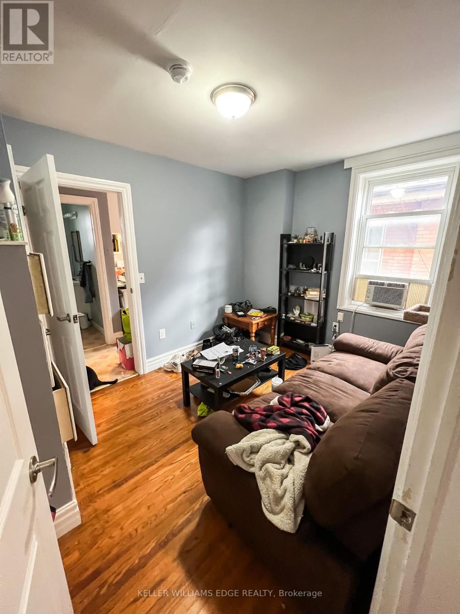 240 DALHOUSIE ST