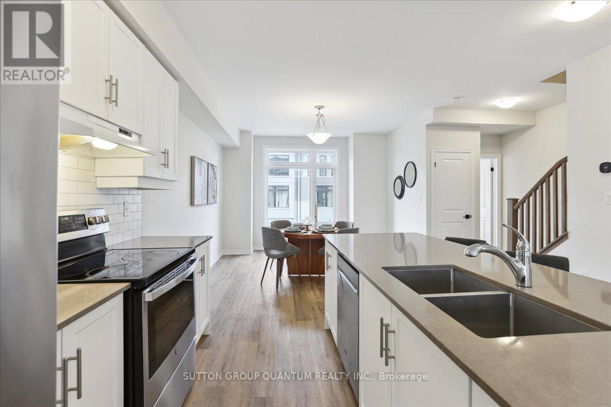 38 CAPSTONE LANE
