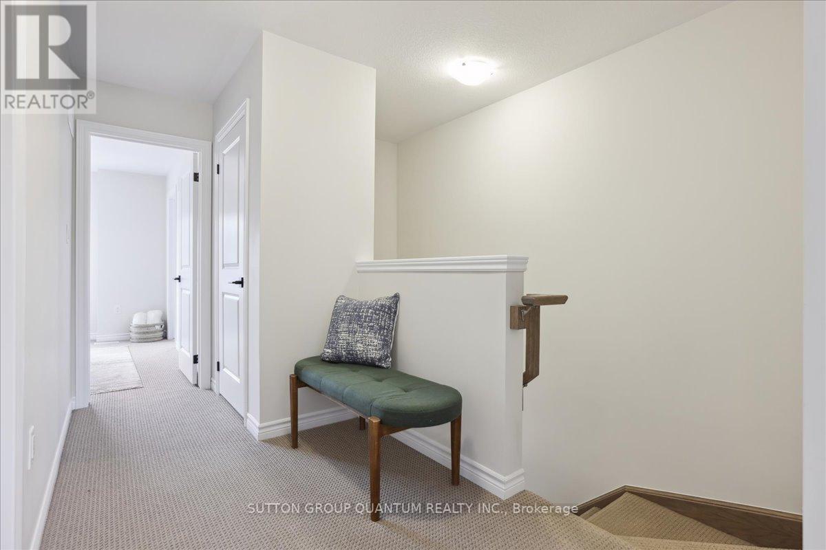 38 CAPSTONE LANE