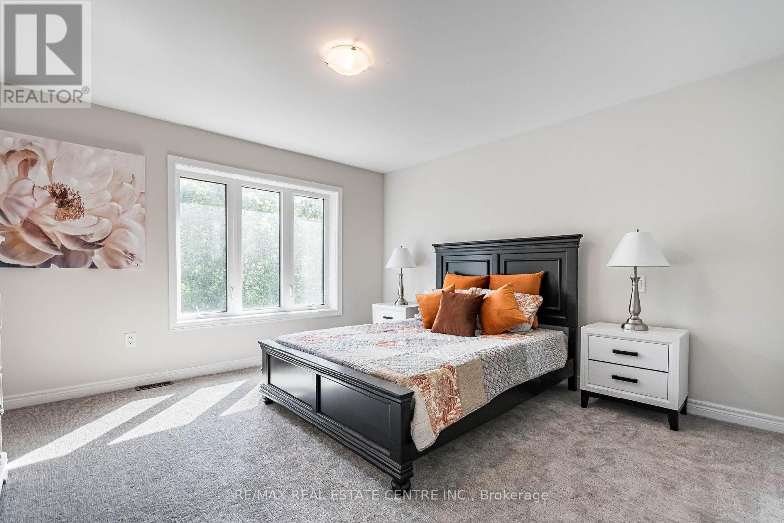 #48 -100 HOLLYWOOD CRT