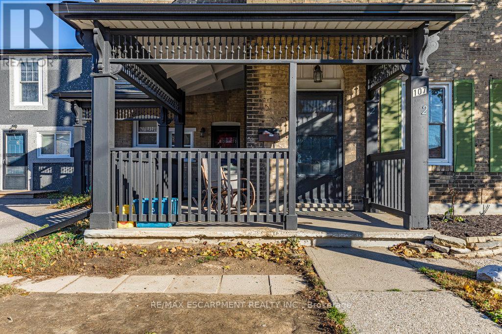 107 MURRAY ST