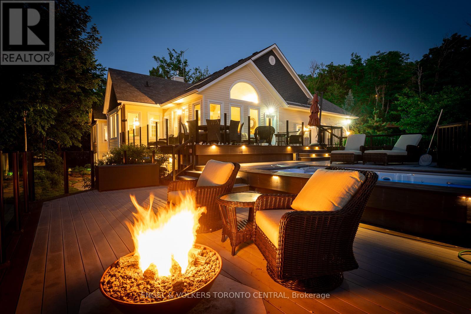 202 NAUTICAL LANE