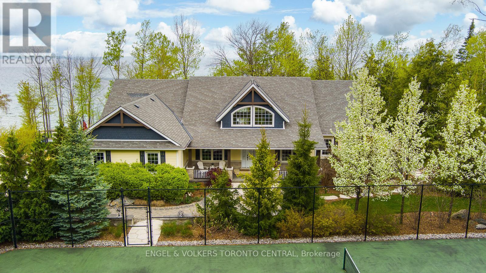 202 NAUTICAL LANE