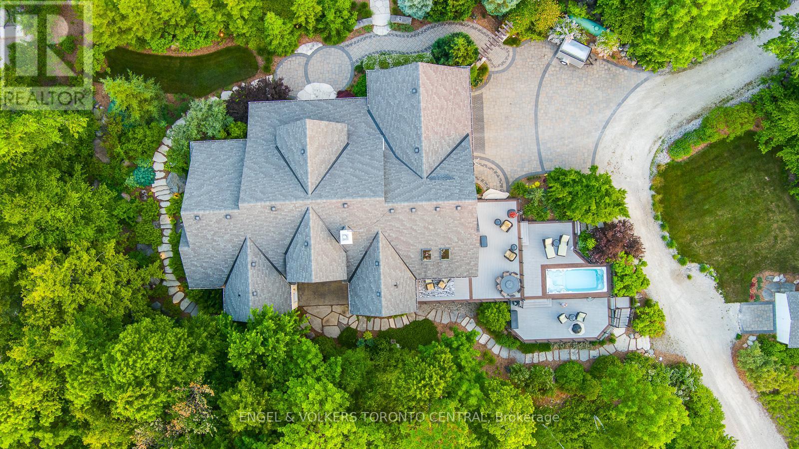 202 NAUTICAL LANE