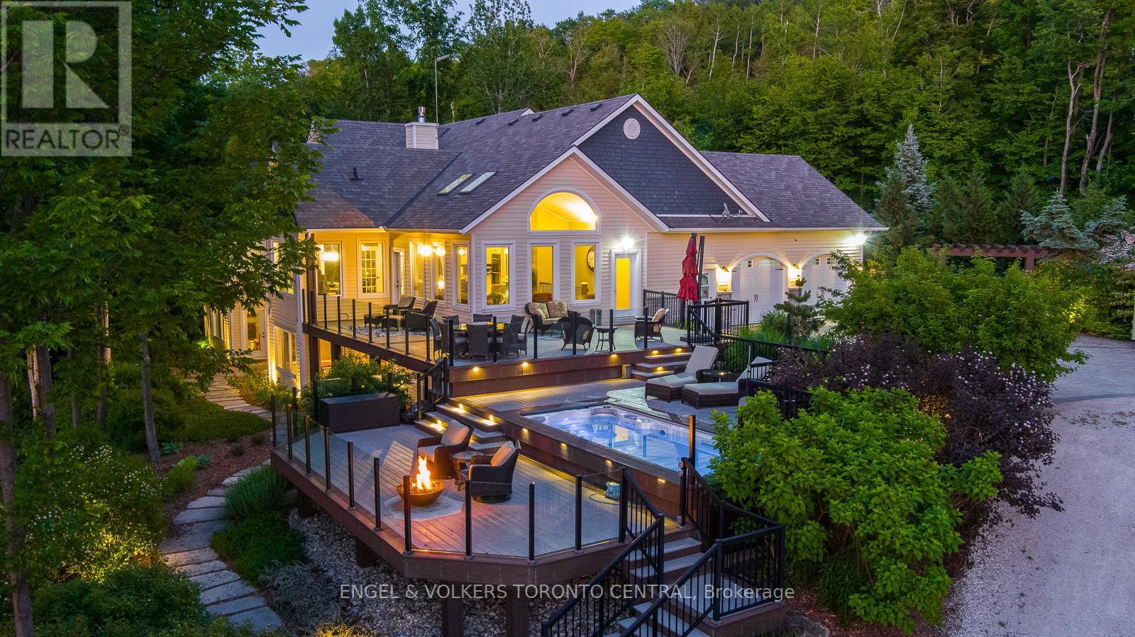 202 NAUTICAL LANE