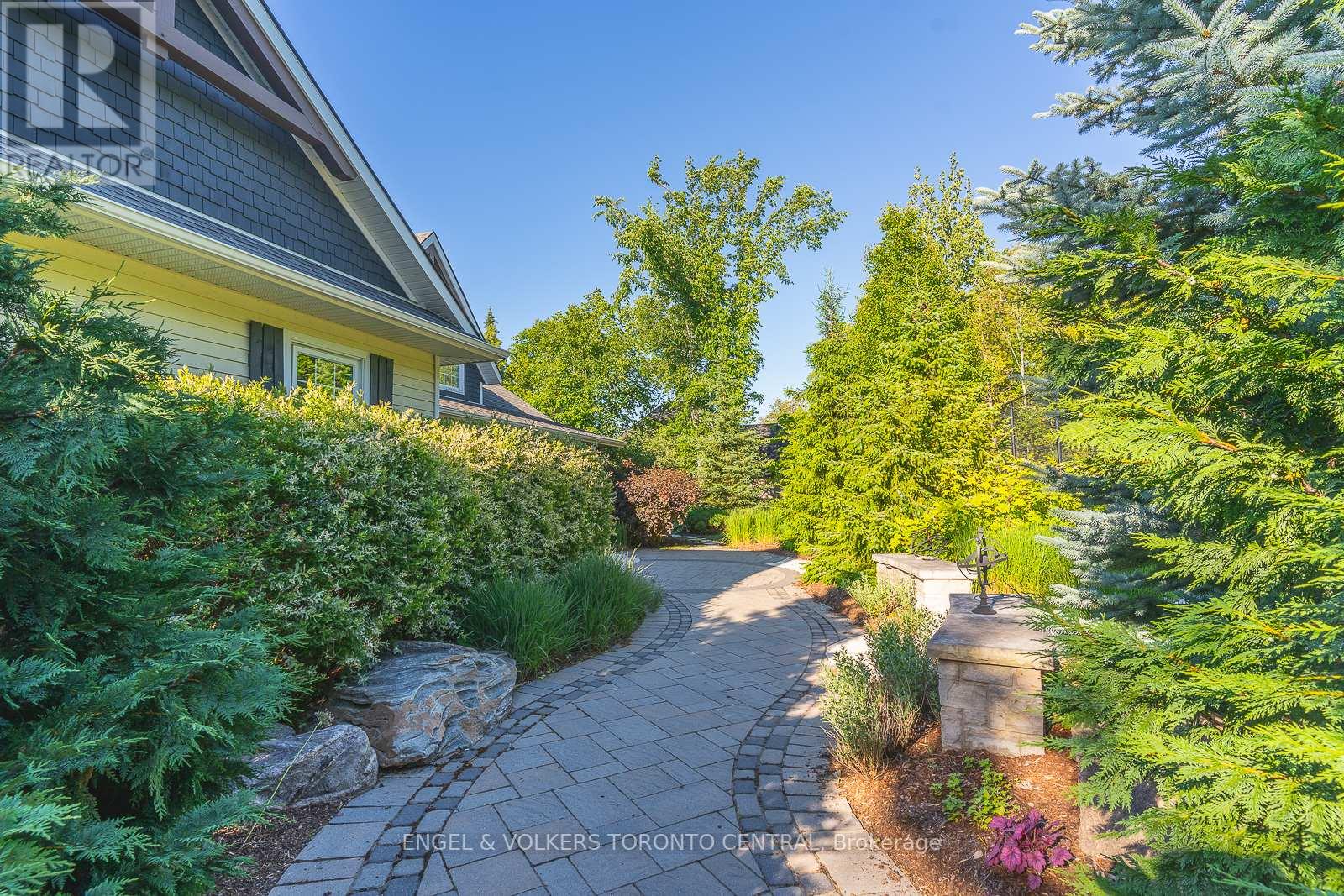 202 NAUTICAL LANE