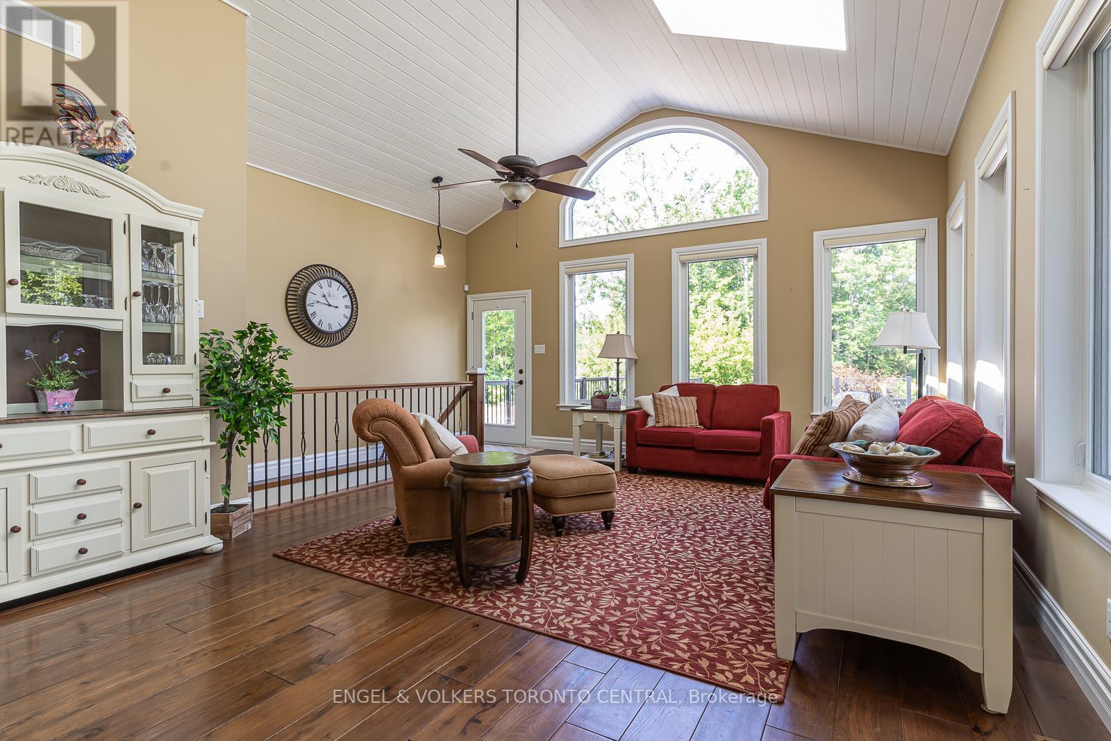 202 NAUTICAL LANE
