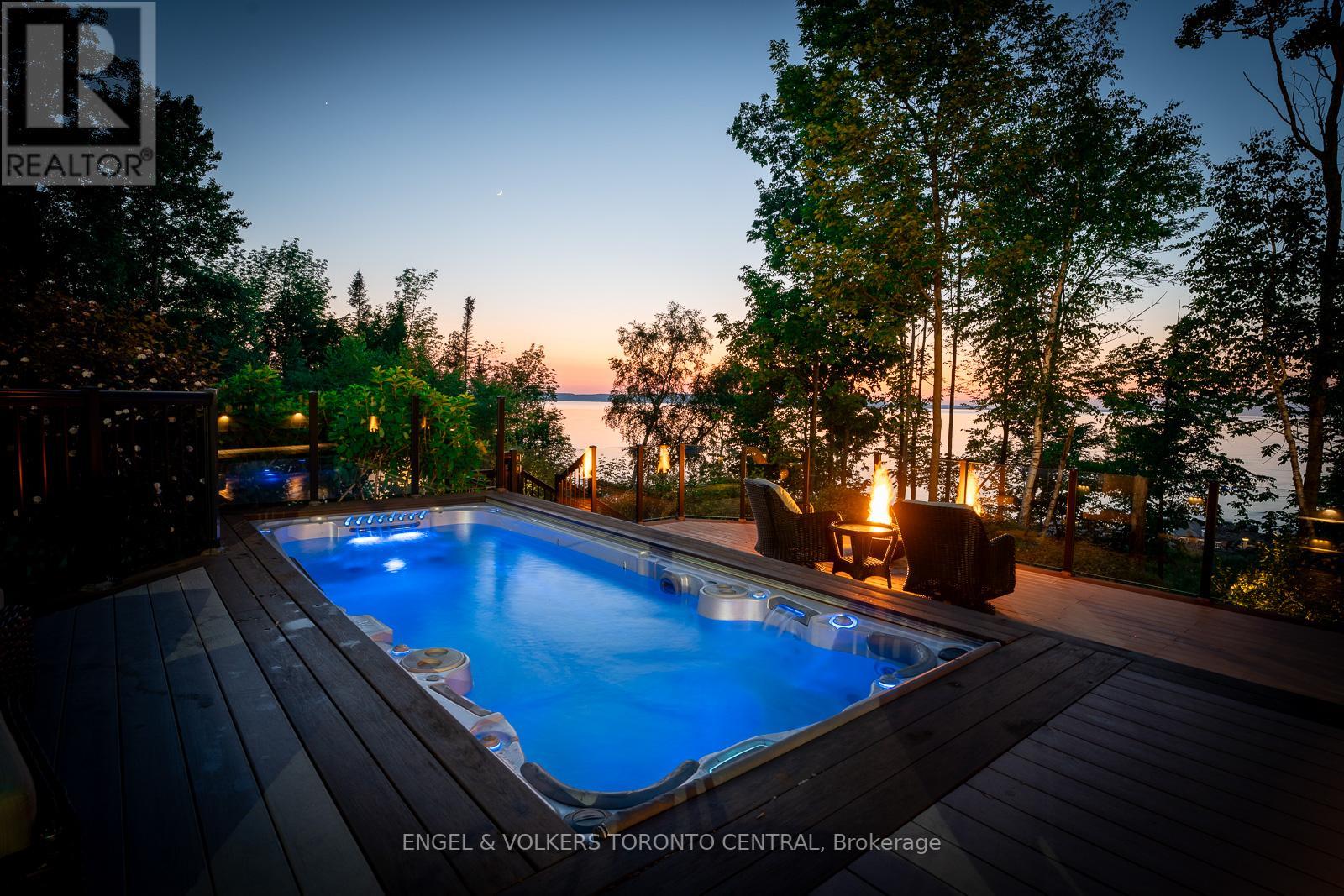 202 NAUTICAL LANE