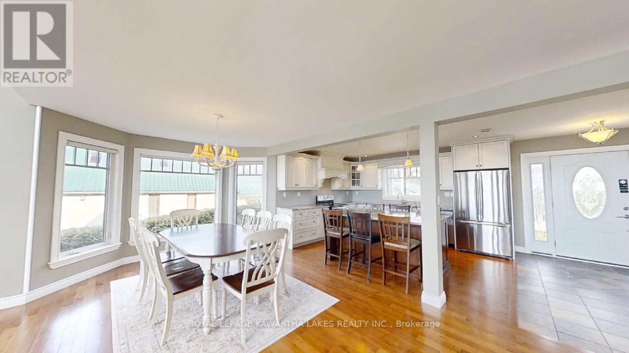 1425 KILLARNEY BAY RD