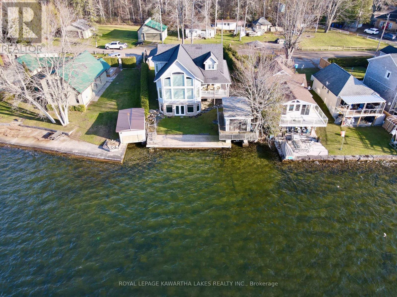 1425 KILLARNEY BAY RD