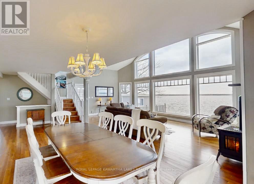 1425 KILLARNEY BAY RD