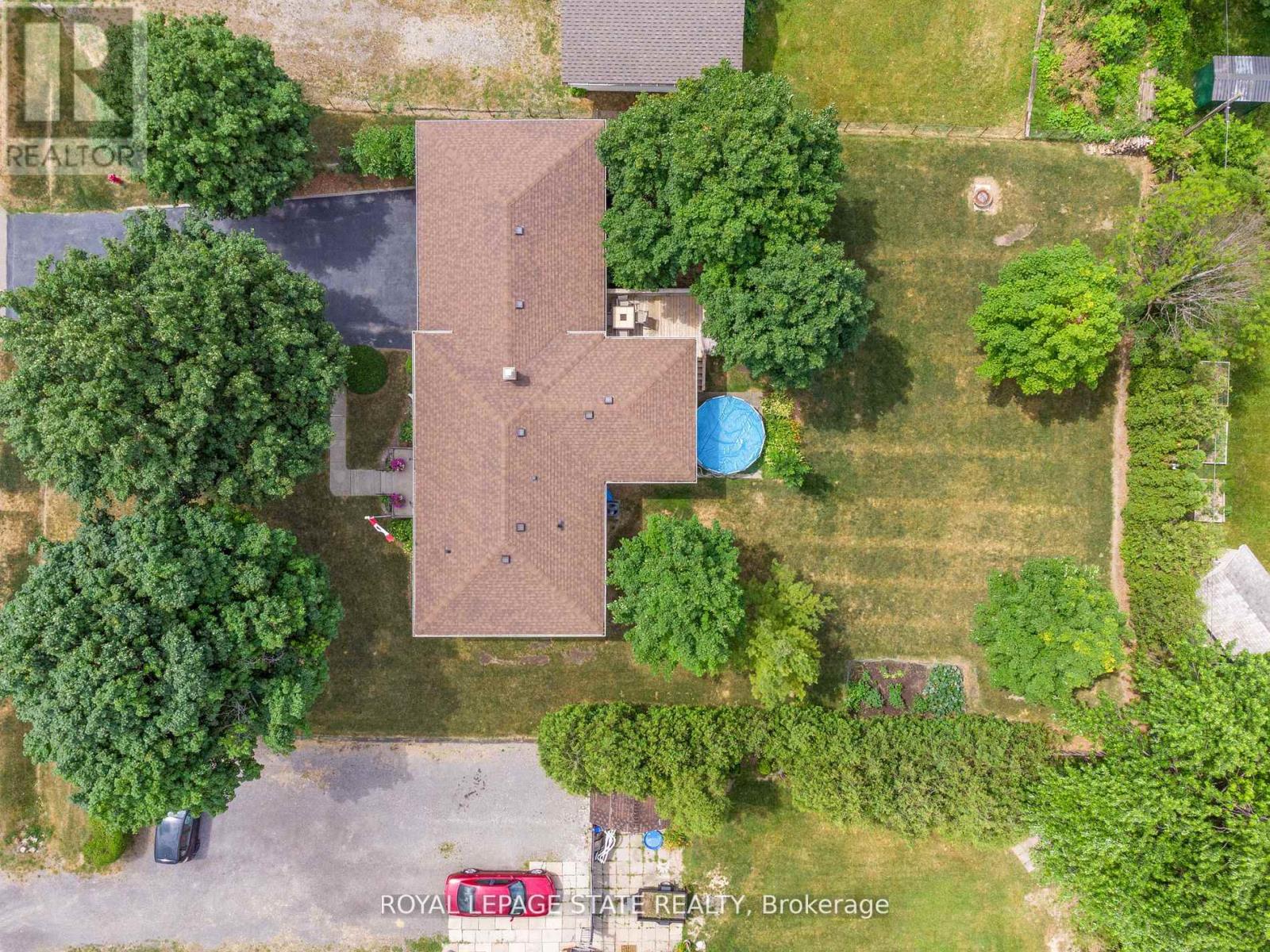 41 LECKIE AVE
